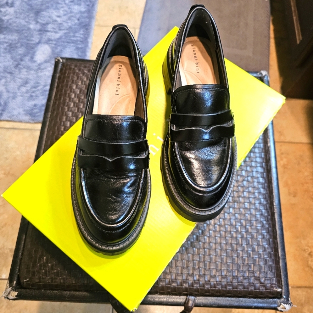Gianni Bini 5.5 black Barkley style shoes